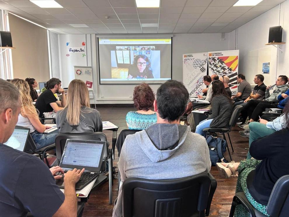 El seminario se ha desarrollado de forma simultánea en los centros de profesorado en las provincias de Huesca, Zaragoza y Teruel