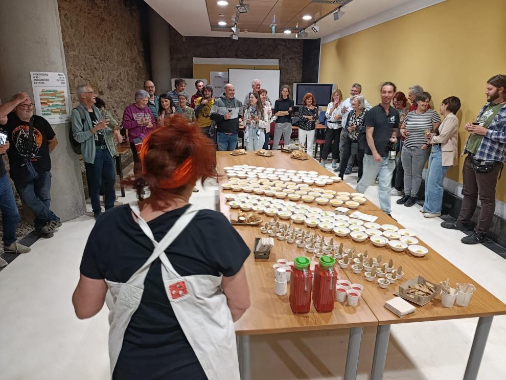 El encuentro combinará gastronomía, networking y trabajo.