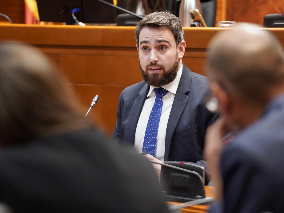Este martes ha comparecido el director general de Política Educativa, José Luis Ferrando, en las Cortes de Aragón